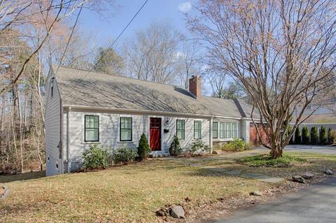 3 Leather Ln, Beverly, MA 01915 photo 2