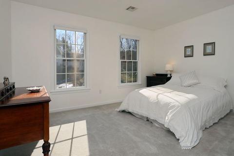 30 Overlook Dr E, Framingham, MA 01701 photo 25