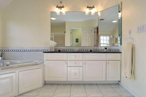 30 Overlook Dr E, Framingham, MA 01701 photo 33