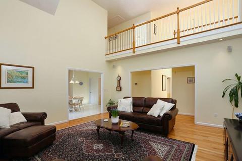 30 Overlook Dr E, Framingham, MA 01701 photo 16