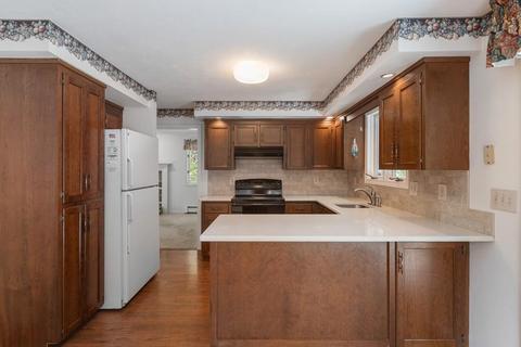 44 South St, Upton, MA 01568 photo 7