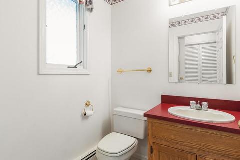 44 South St, Upton, MA 01568 photo 11