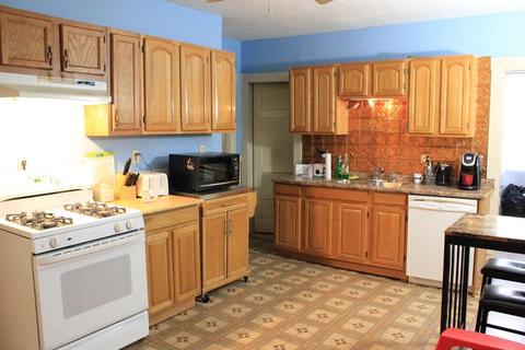 32 Thaddeus St, Chicopee, MA 01020 photo 14