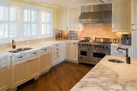 201 Ocean Ave, Marblehead, MA 01945 photo 5