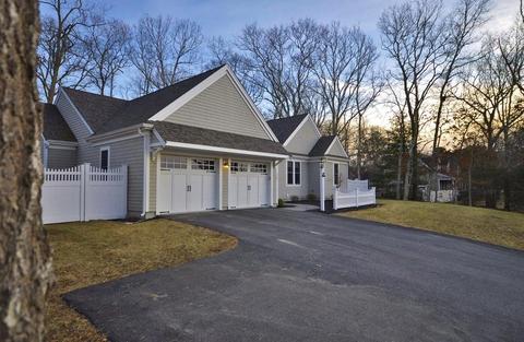 238 Old Barnstable Rd, Mashpee, MA 02649 photo 4