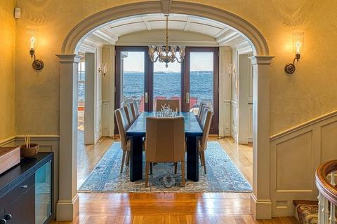 1 Sargent Rd, Marblehead, MA 01945 photo 6