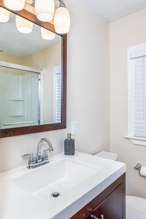 21 Beverly Ave, Marblehead, MA 01945 photo 10