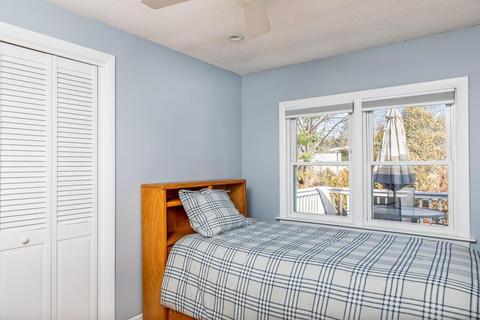 21 Beverly Ave, Marblehead, MA 01945 photo 9