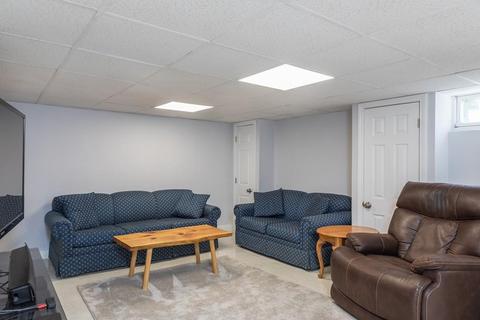 21 Beverly Ave, Marblehead, MA 01945 photo 11