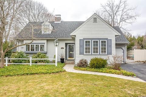 288 Charles, Reading, MA 01867 photo 2