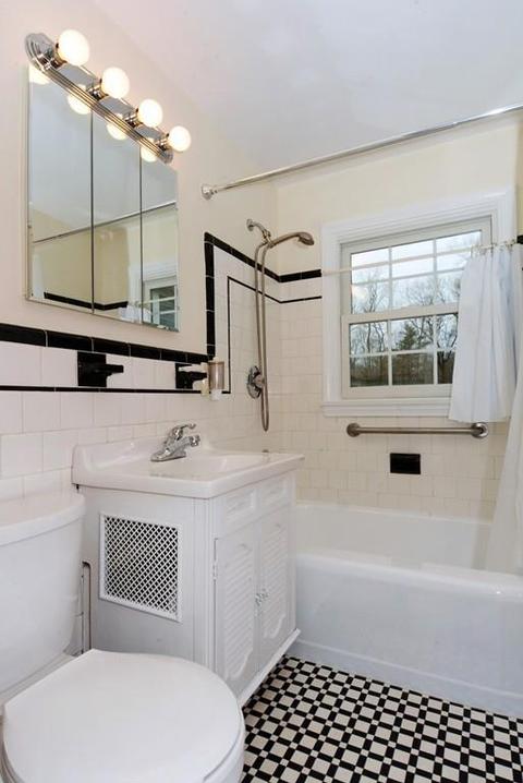 32 Summer St, Danvers, MA 01923 photo 17