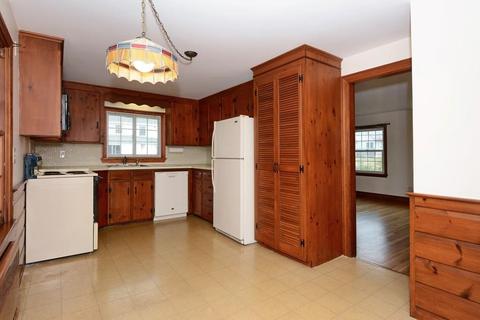 32 Summer St, Danvers, MA 01923 photo 8