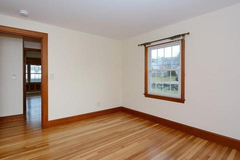 32 Summer St, Danvers, MA 01923 photo 13