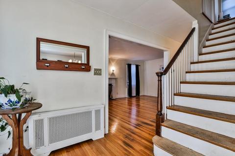 554 Brook Rd, Milton, MA 02186 photo 2