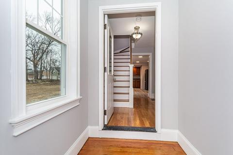 12 Beech St, Reading, MA 01867 photo 5