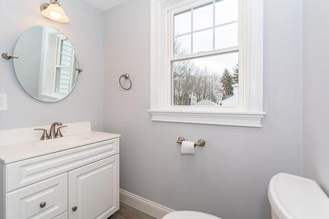 12 Beech St, Reading, MA 01867 photo 14