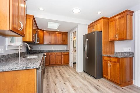 12 Beech St, Reading, MA 01867 photo 10