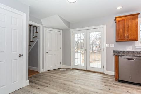 12 Beech St, Reading, MA 01867 photo 7
