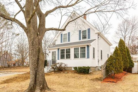 12 Beech St, Reading, MA 01867 photo 2