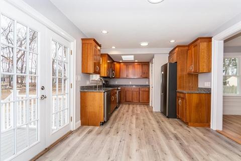 12 Beech St, Reading, MA 01867 photo 8