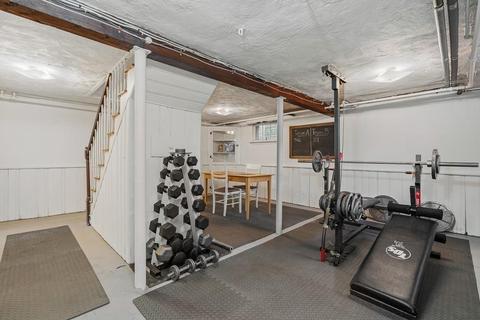 14 Burnside Rd, Needham, MA 02494 photo 34