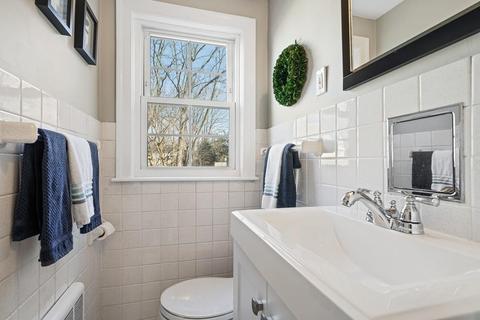 14 Burnside Rd, Needham, MA 02494 photo 30
