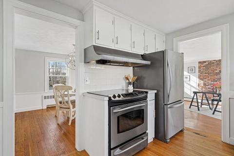 14 Burnside Rd, Needham, MA 02494 photo 12