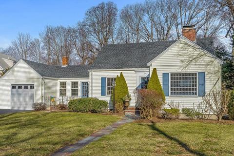 14 Burnside Rd, Needham, MA 02494 photo 1