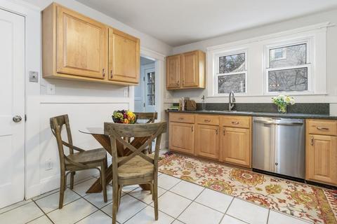 24 Pine Plain Rd, Wellesley, MA 02481 photo 8