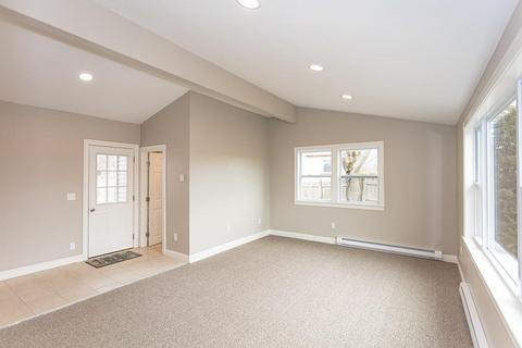 14 Prospect St, Danvers, MA 01923 photo 8