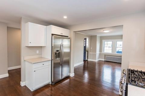 14 Prospect St, Danvers, MA 01923 photo 13