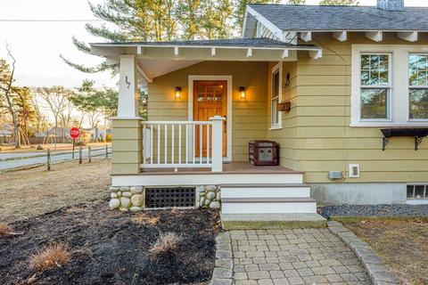 17 Datewood St, Wareham, MA 02571 photo 2