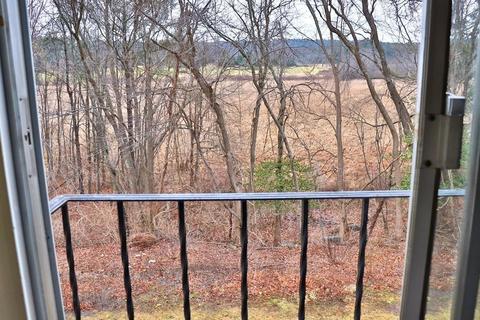 97 E Broadway #8, Derry, NH 03038 photo 10