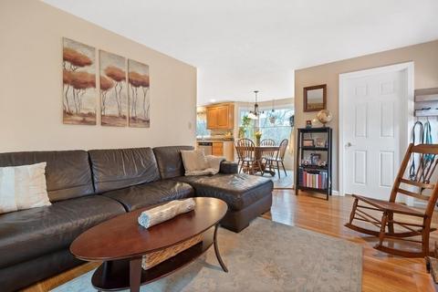 2 Vose Hill Rd, Maynard, MA 01754 photo 6