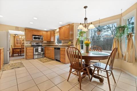 2 Vose Hill Rd, Maynard, MA 01754 photo 8