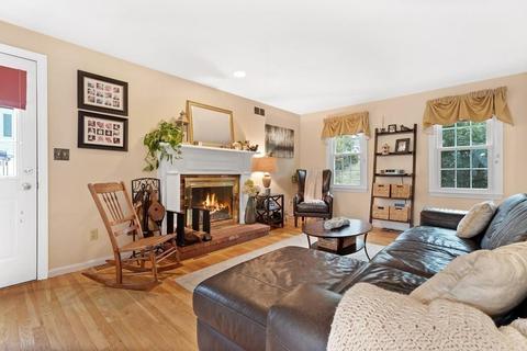 2 Vose Hill Rd, Maynard, MA 01754 photo 5