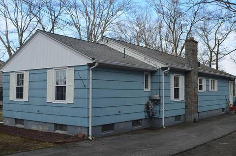5 Spruce Ln, Webster, MA 01570 photo 3