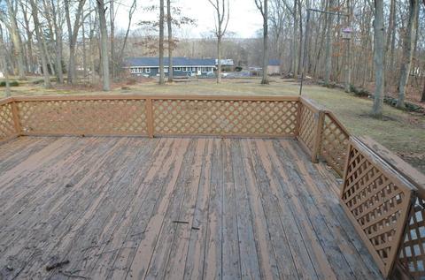 5 Spruce Ln, Webster, MA 01570 photo 8