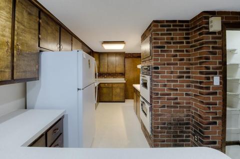 27 Pidgeon Dr, Springfield, MA 01119 photo 11