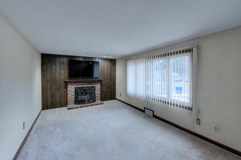 27 Pidgeon Dr, Springfield, MA 01119 photo 18