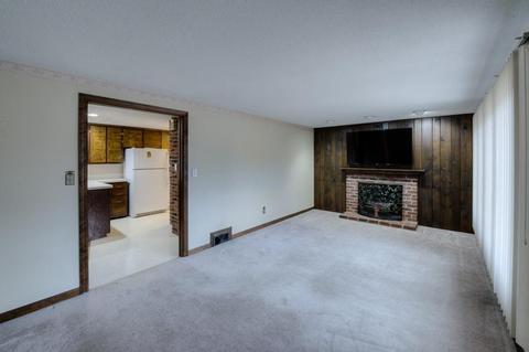 27 Pidgeon Dr, Springfield, MA 01119 photo 17