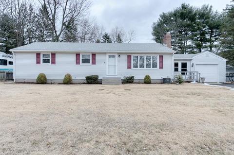 27 Pidgeon Dr, Springfield, MA 01119 photo 1