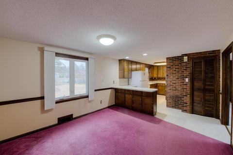 27 Pidgeon Dr, Springfield, MA 01119 photo 14