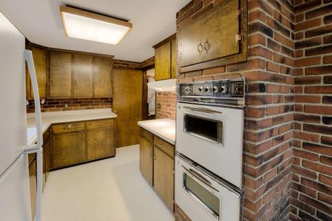 27 Pidgeon Dr, Springfield, MA 01119 photo 10
