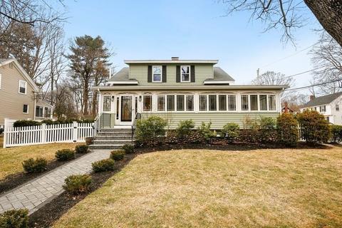 22 Temple St, Reading, MA 01867 photo 2