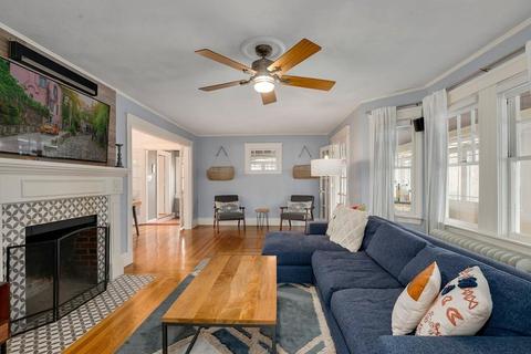 22 Temple St, Reading, MA 01867 photo 7