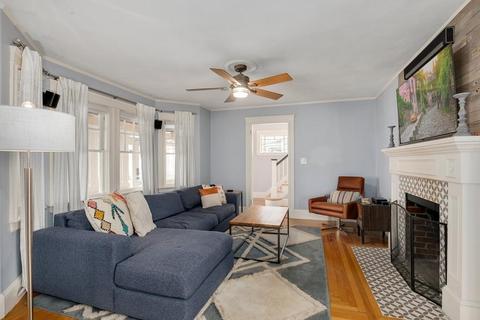 22 Temple St, Reading, MA 01867 photo 8