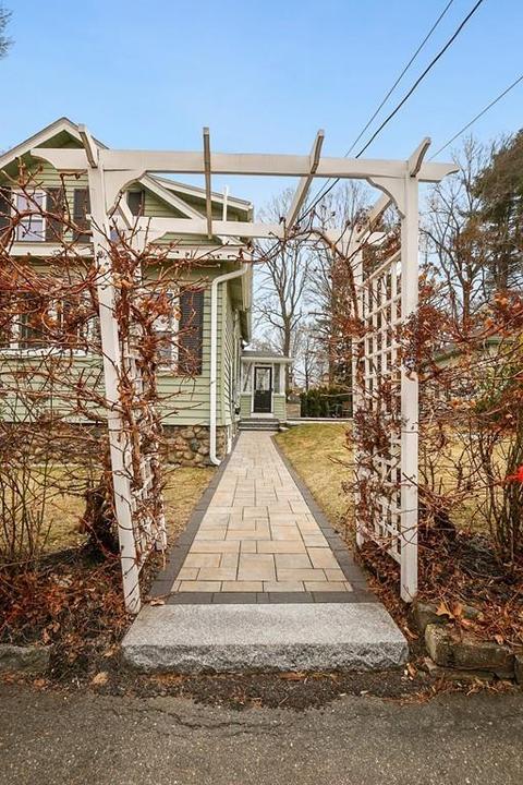 22 Temple St, Reading, MA 01867 photo 42