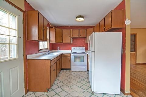 57 Torrey Rd, Sutton, MA 01590 photo 4