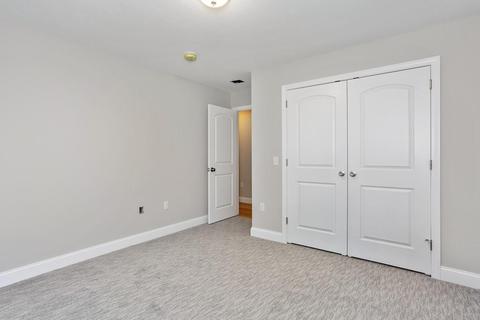 146 Ambrose St, Springfield, MA 01109 photo 25